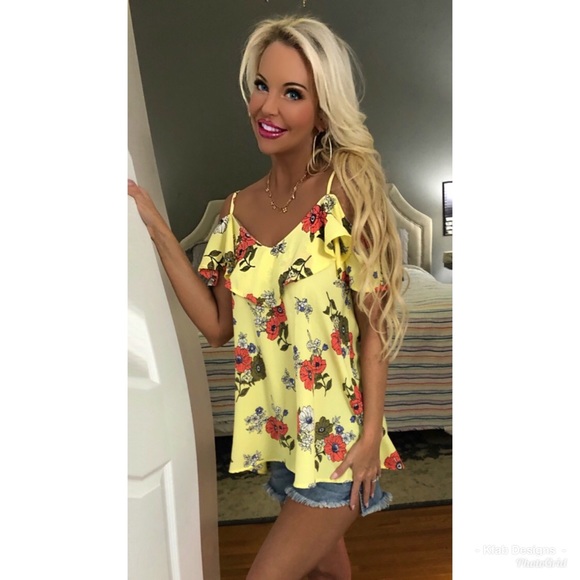 ☀️LAST 1! Floral Ruffle Cold Shoulder Top - Picture 4 of 5